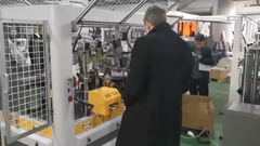 Dua pelanggan Serbia mengunjungi pabrik mesin cangkir kertas Mingyuan